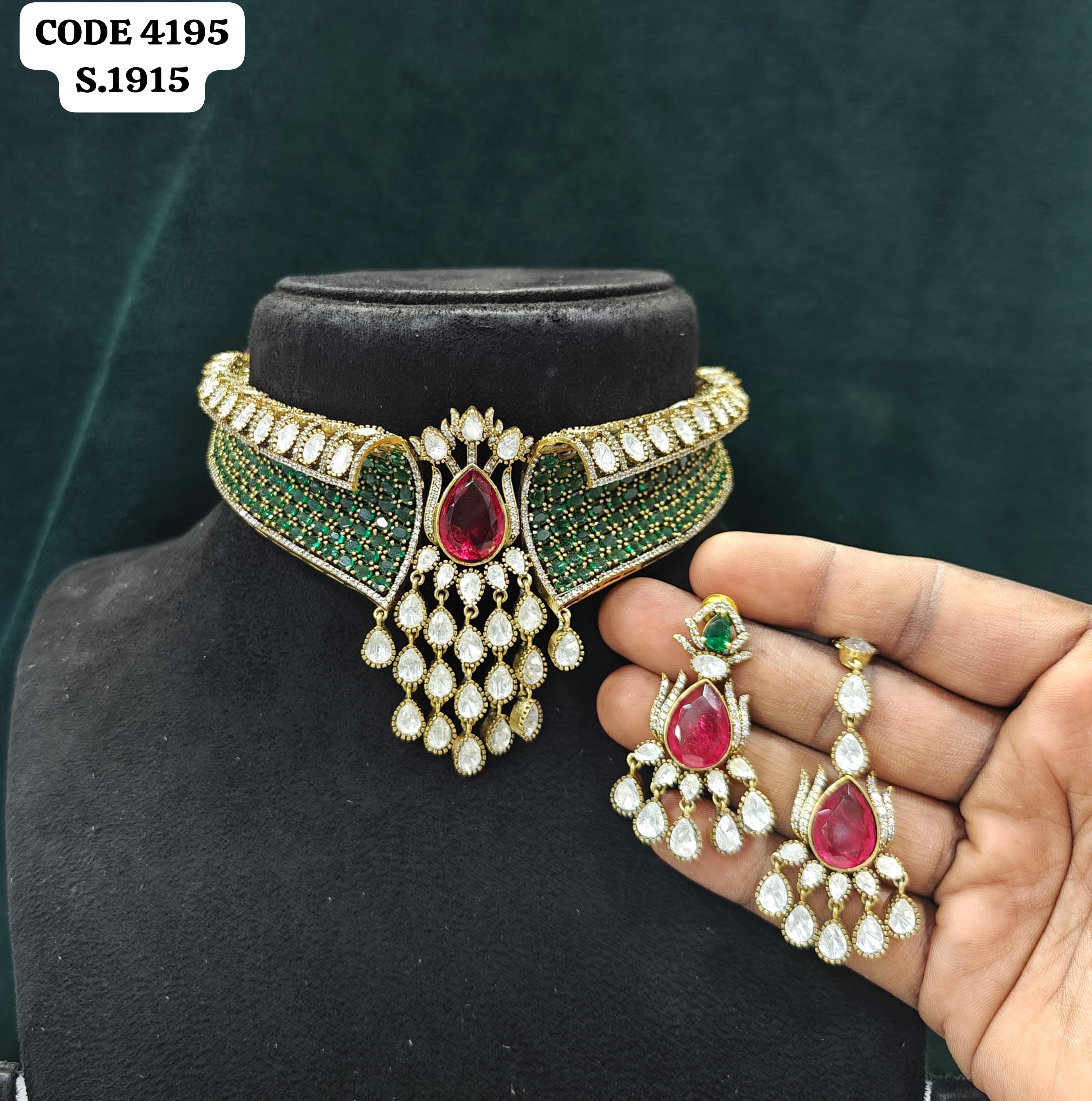 Necklace Set 063